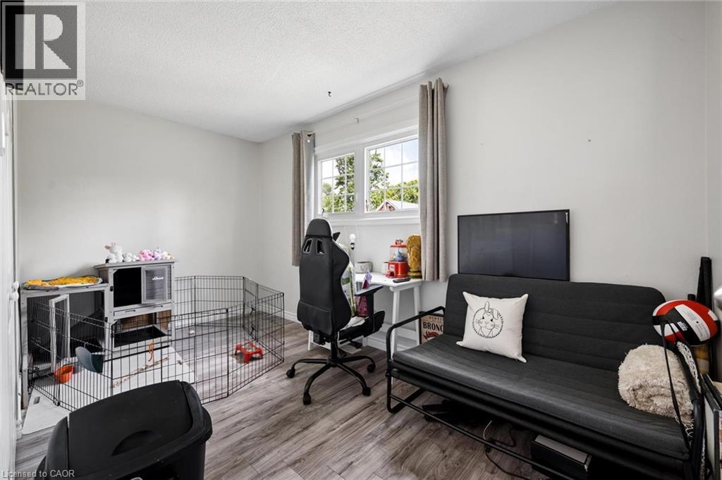 154 Graham Crescent, Stratford, Ontario  N5A 7G5 - Photo 14 - 40844394