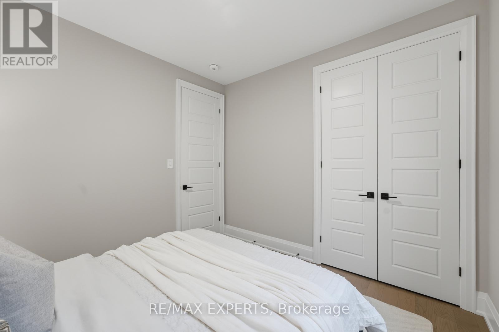 1288 Aymond Crescent W, Oakville, Ontario  L6H 7W8 - Photo 23 - W13504770