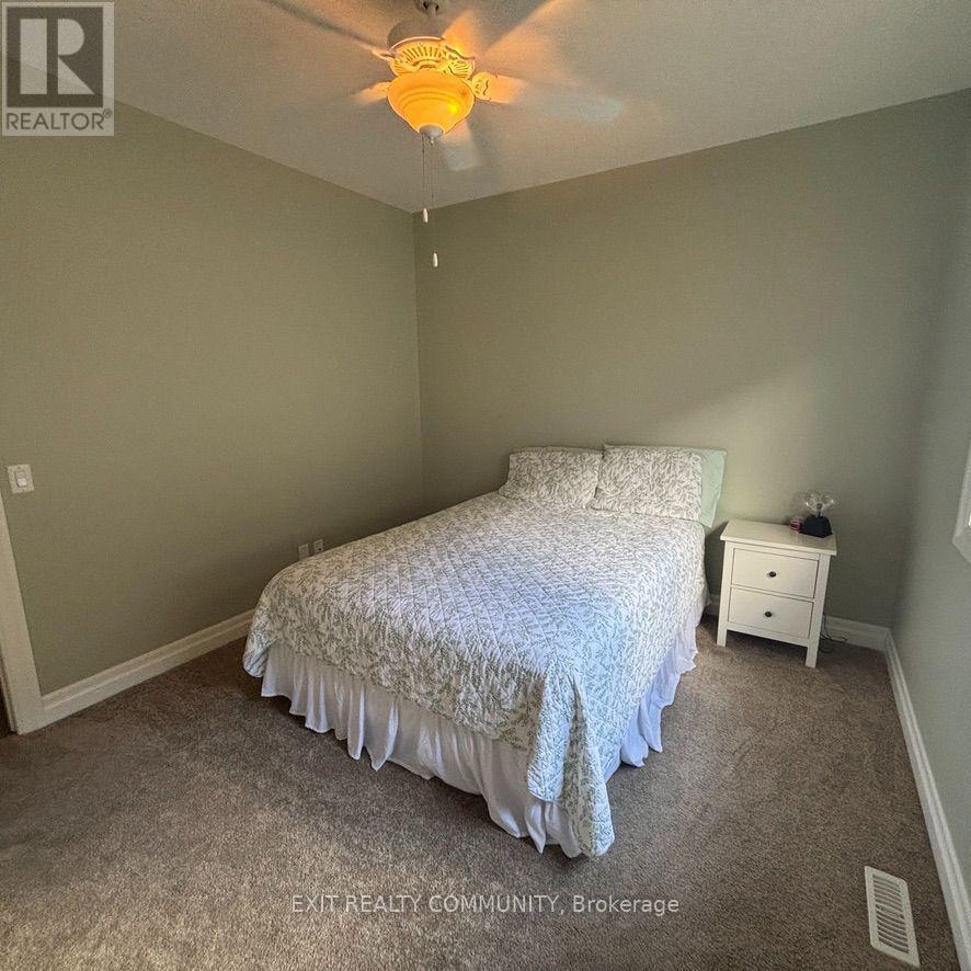 598 Bennett Crescent, Strathroy-Caradoc, Ontario  N0L 1W0 - Photo 12 - X13481562