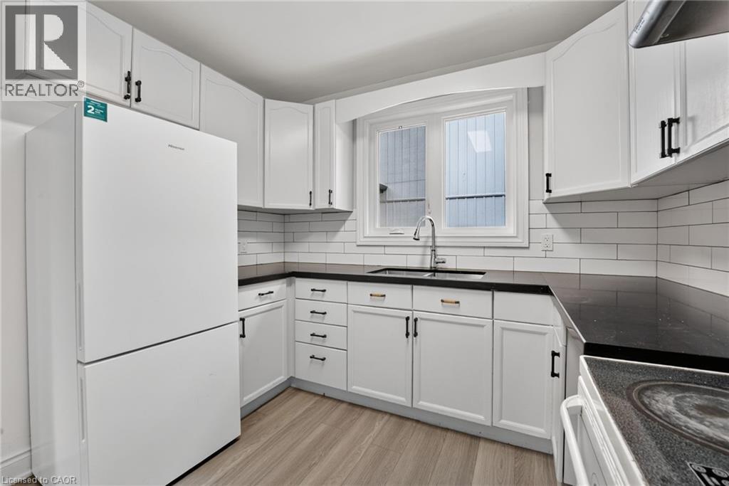 342 Carlton Street, St. Catharines, Ontario  L2N 1C4 - Photo 10 - 40845866