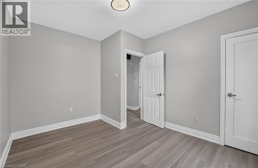 342 Carlton Street, St. Catharines, Ontario  L2N 1C4 - Photo 15 - 40845866