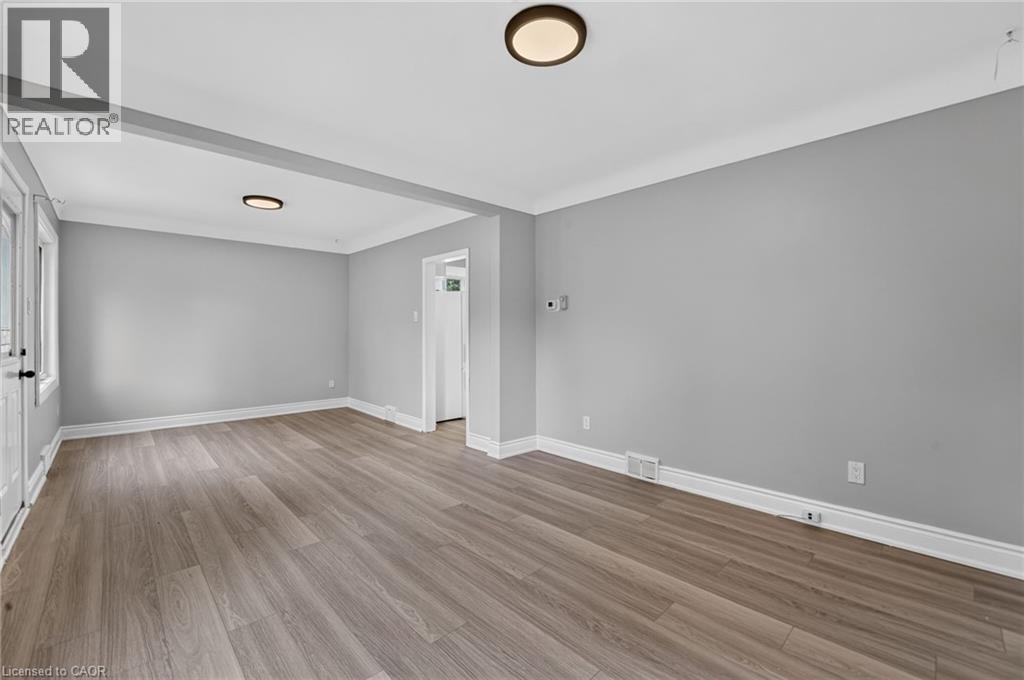 342 Carlton Street, St. Catharines, Ontario  L2N 1C4 - Photo 6 - 40845866