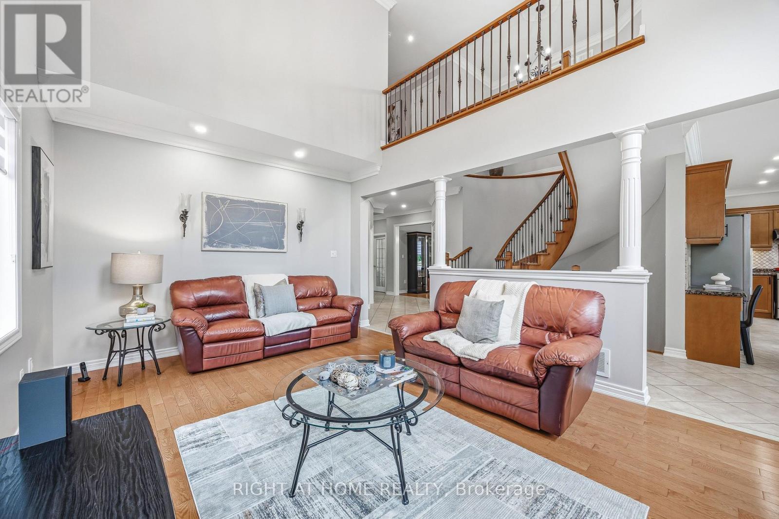 2275 Whitecliffe Way, Oakville, Ontario  L6M 4W3 - Photo 6 - W13480758