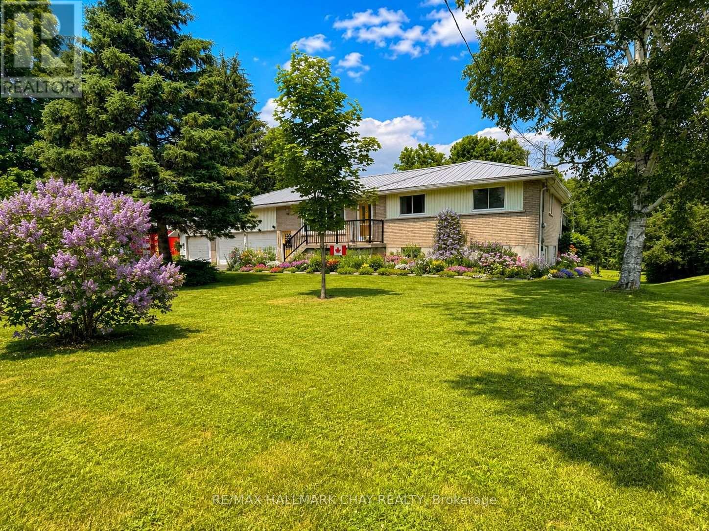 8315 93 Highway, Tiny, Ontario  L0K 2E0 - Photo 2 - S13494966