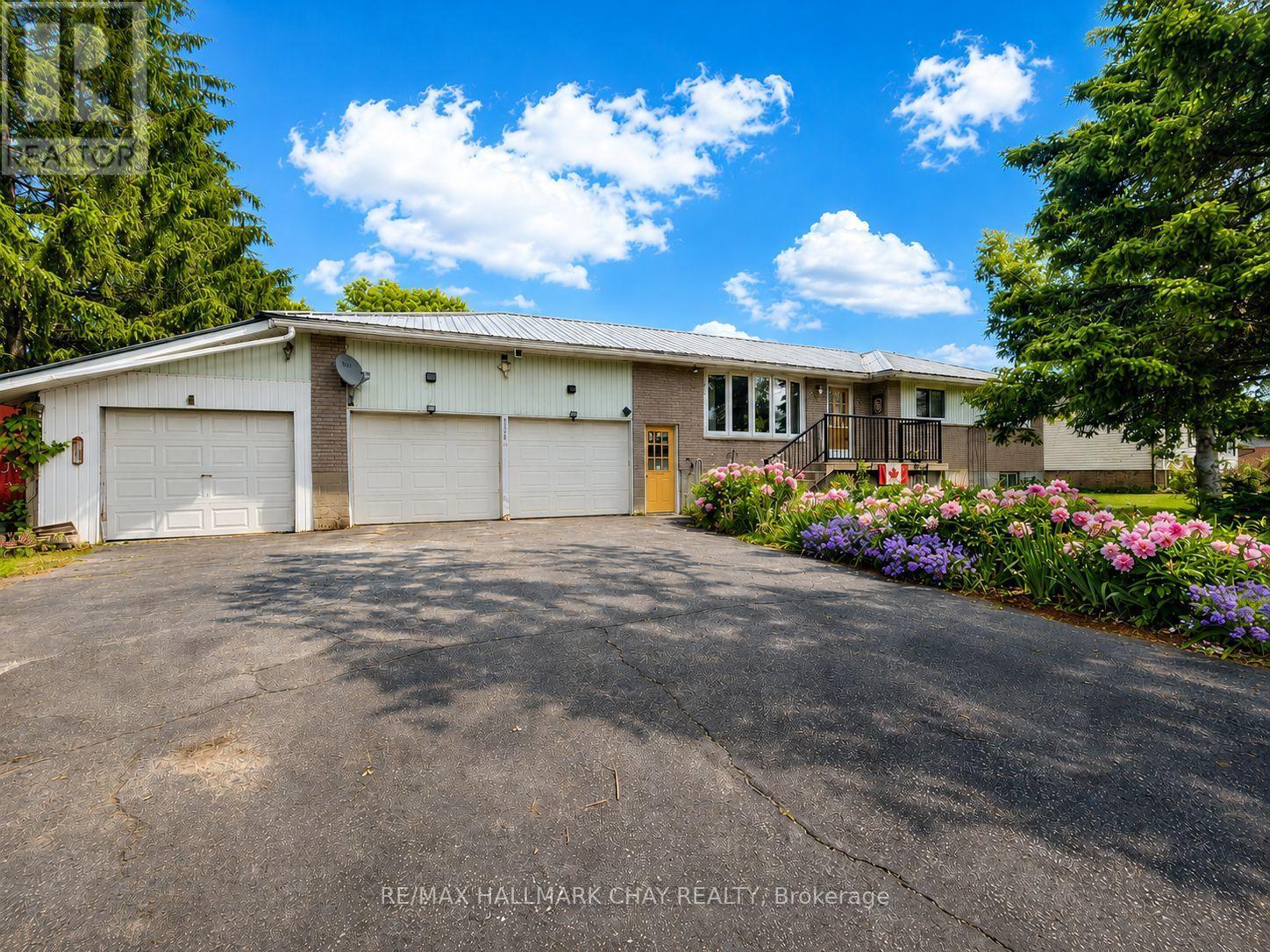 8315 93 HIGHWAY, Tiny