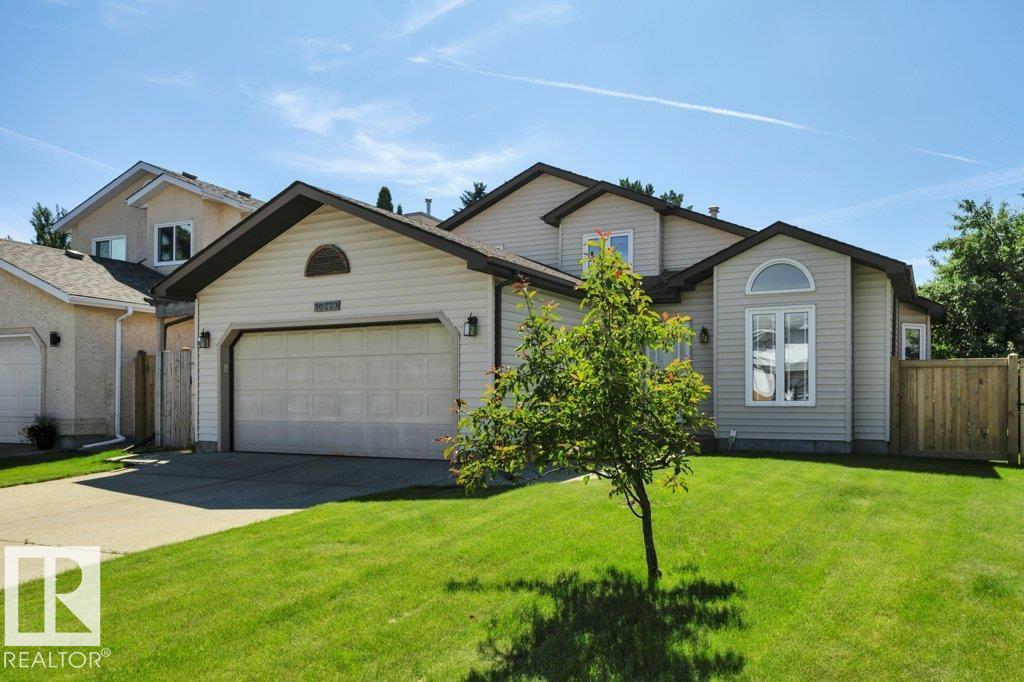 10223 174 AV NW, Edmonton, Alberta