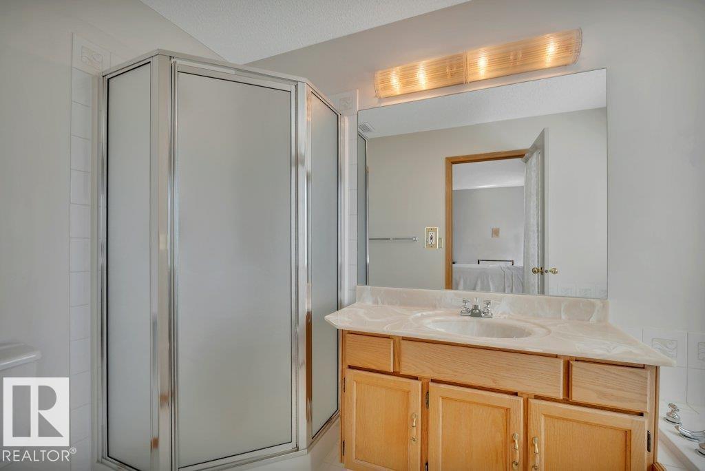 10223 174 Av NW, Edmonton, Alberta  T5X 5W5 - Photo 24 - E4497580
