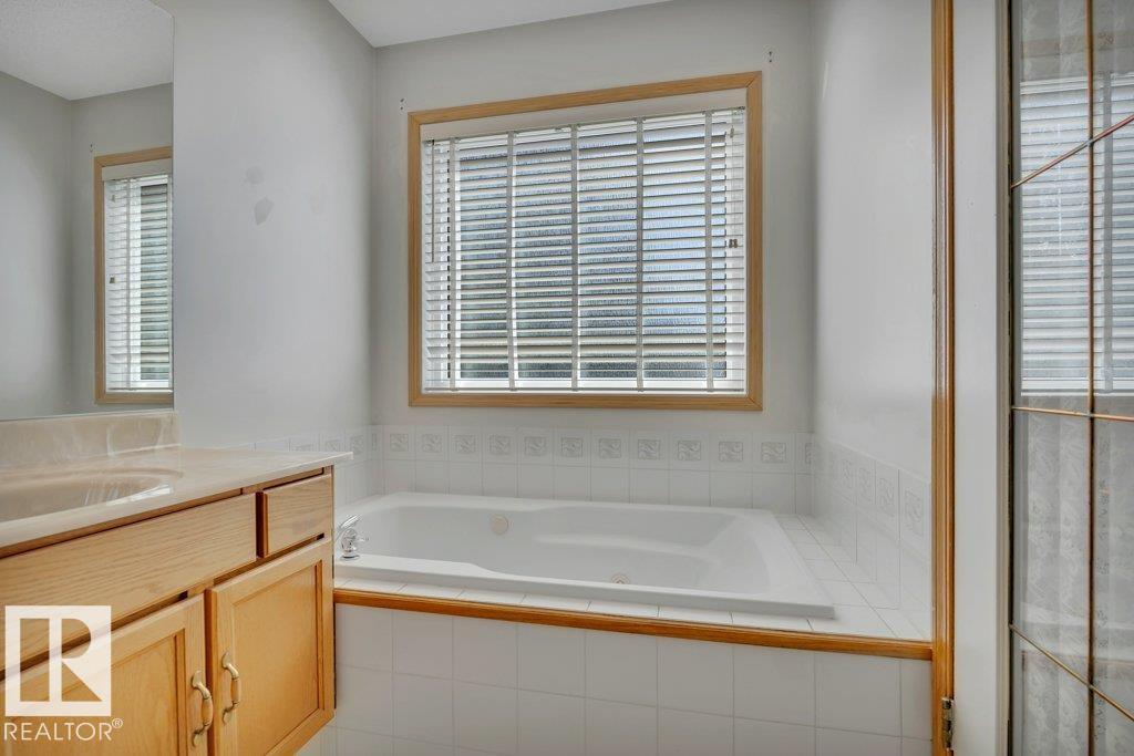 10223 174 Av NW, Edmonton, Alberta  T5X 5W5 - Photo 25 - E4497580