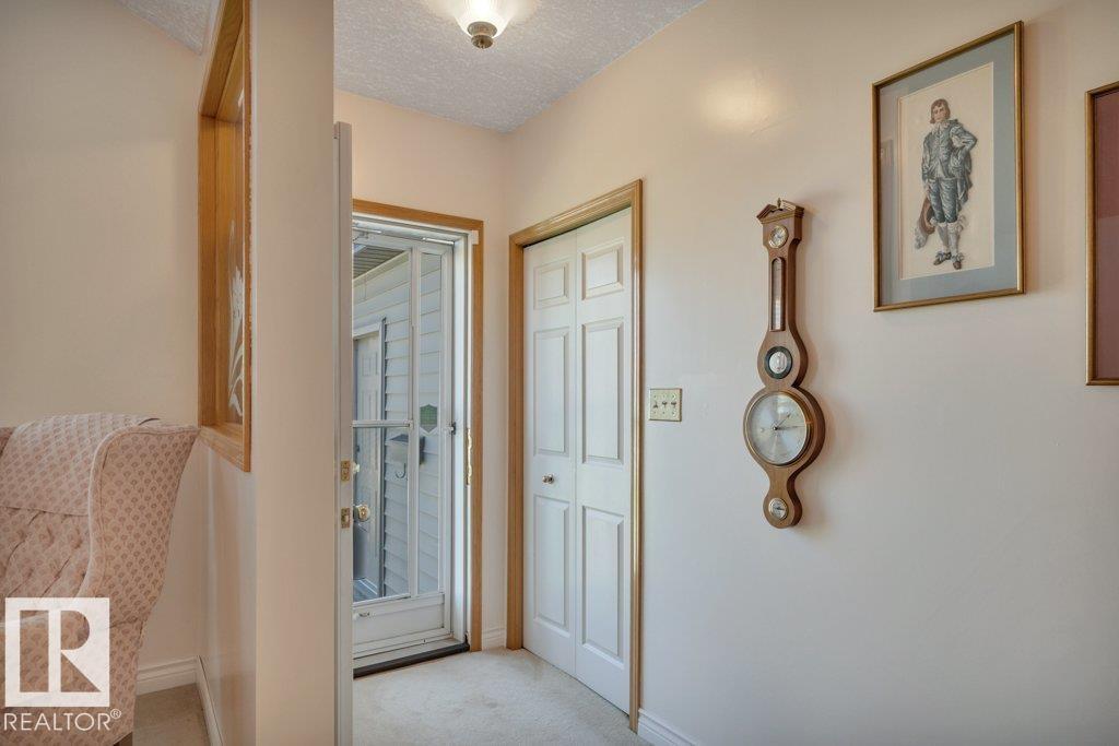 10223 174 Av NW, Edmonton, Alberta  T5X 5W5 - Photo 5 - E4497580