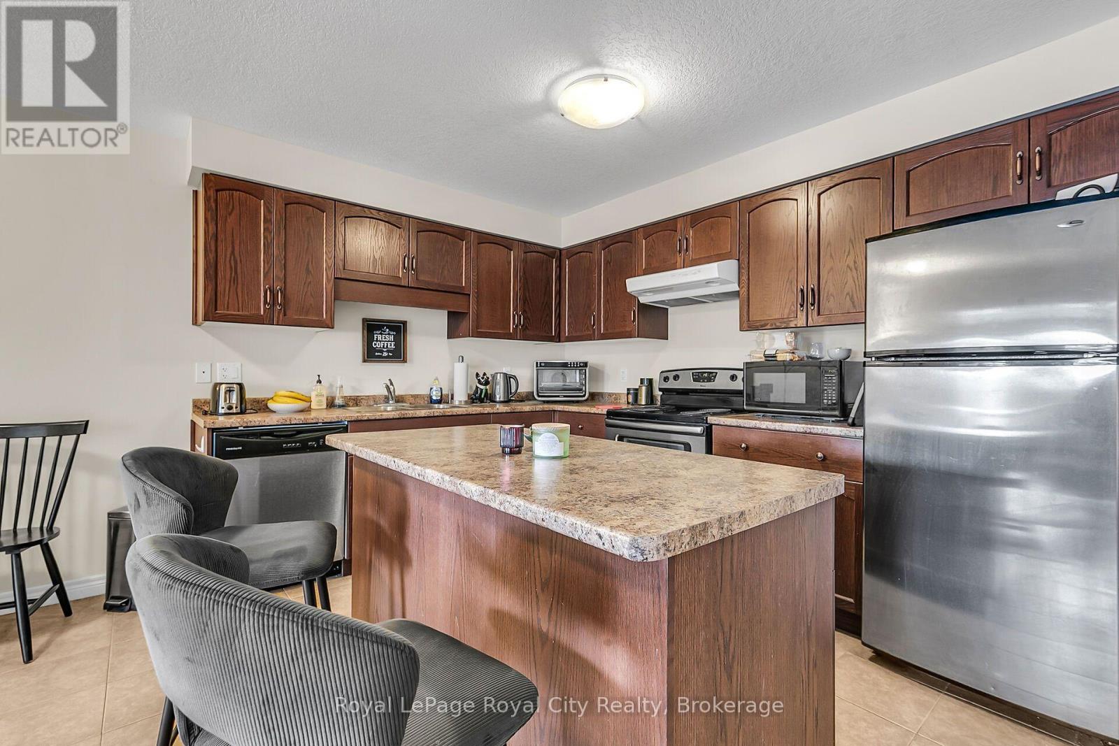 9 - 355 Macalister Boulevard, Guelph, Ontario  N1G 0C7 - Photo 6 - X13536216