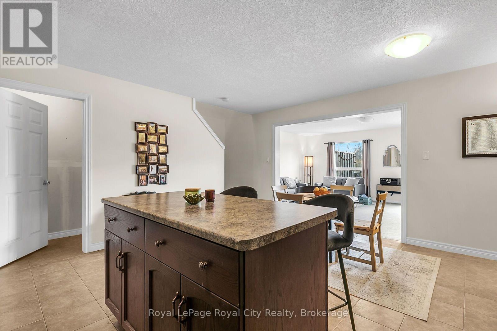 9 - 355 Macalister Boulevard, Guelph, Ontario  N1G 0C7 - Photo 8 - X13536216