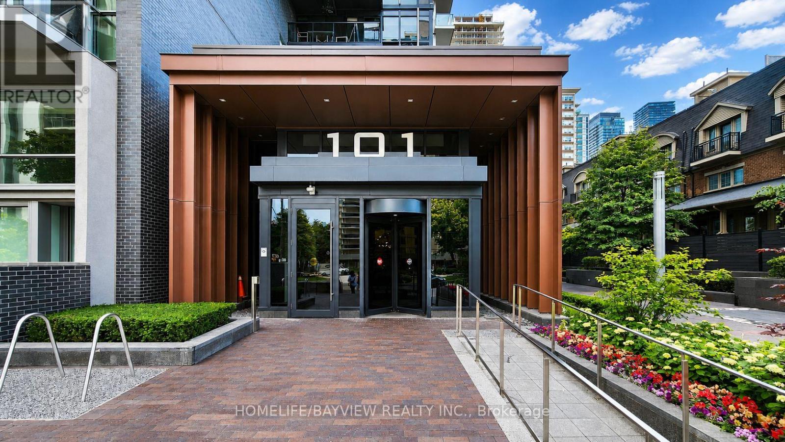 2011 - 101 ERSKINE AVENUE, Toronto (Mount Pleasant West)