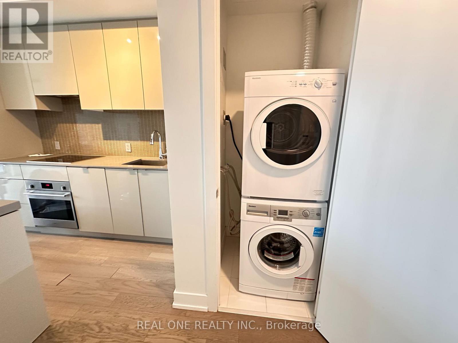 1606 - 7 Grenville Street, Toronto, Ontario  M4Y 0E9 - Photo 13 - C13536104