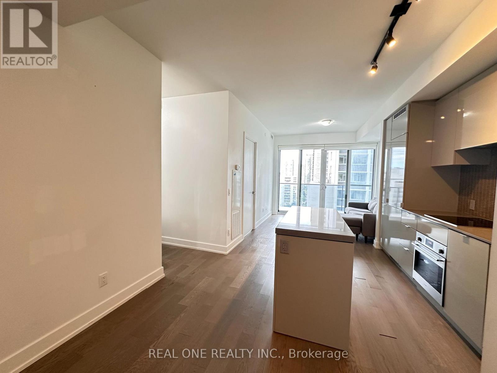 1606 - 7 Grenville Street, Toronto, Ontario  M4Y 0E9 - Photo 4 - C13536104