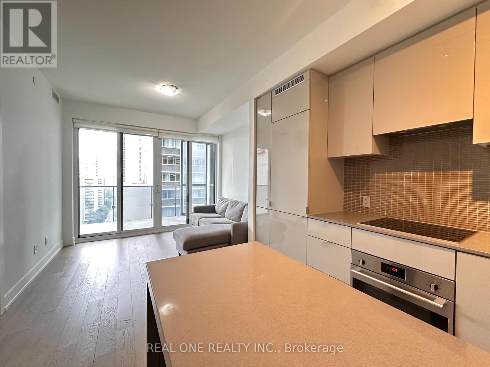 1606 - 7 Grenville Street, Toronto, Ontario  M4Y 0E9 - Photo 5 - C13536104