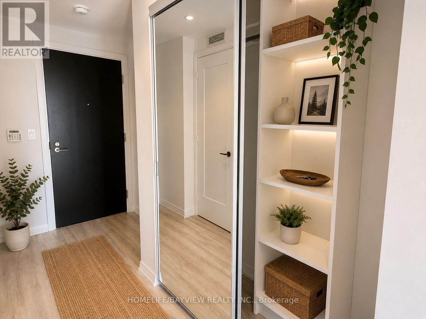 2011 - 101 Erskine Avenue, Toronto, Ontario  M4P 0C5 - Photo 4 - C13536146