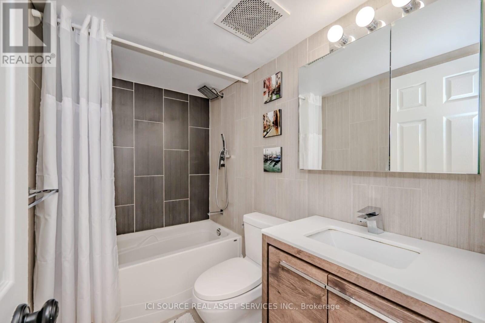 316 - 211 Randolph Road, Toronto, Ontario  M4G 4H1 - Photo 17 - C13536178