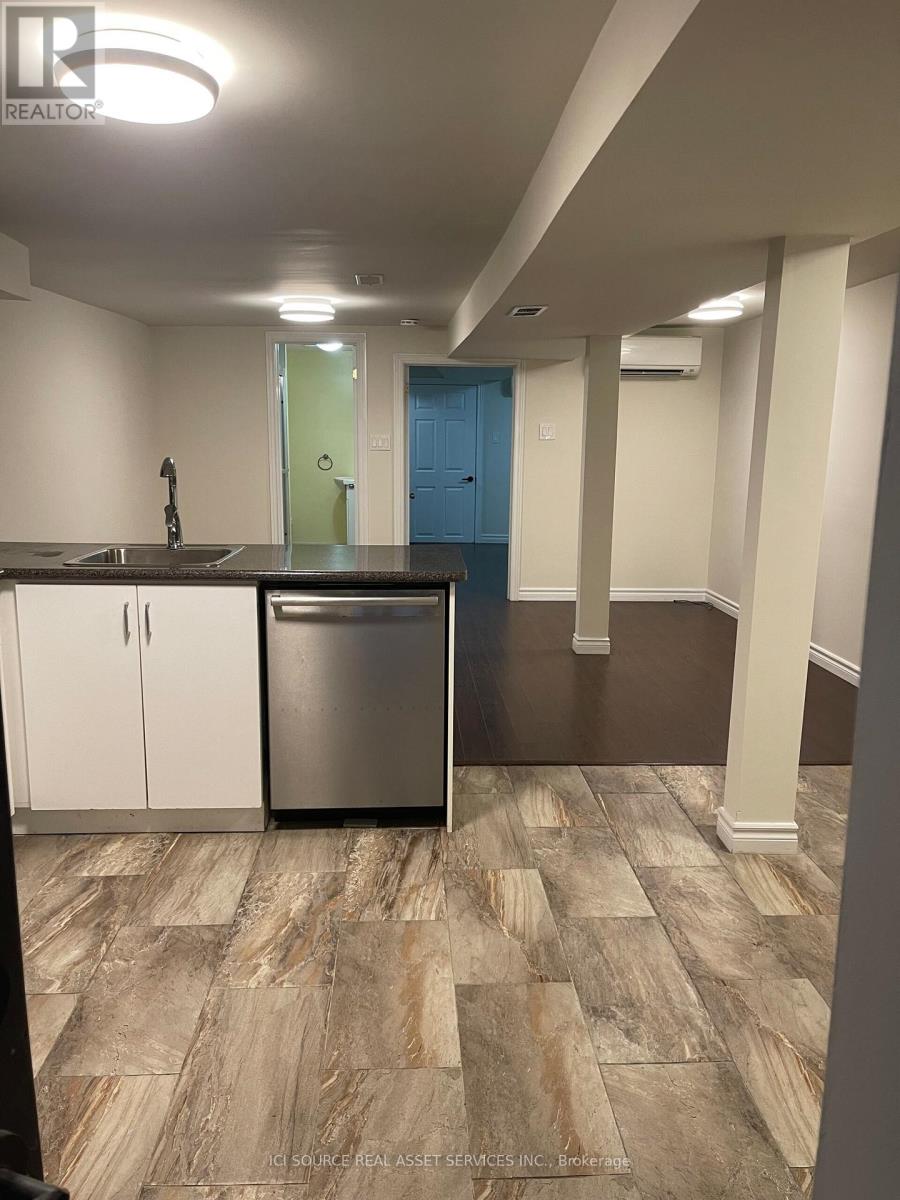Lower - 287 Palmerston Avenue, Toronto, Ontario  M6J 2J3 - Photo 6 - C13536188