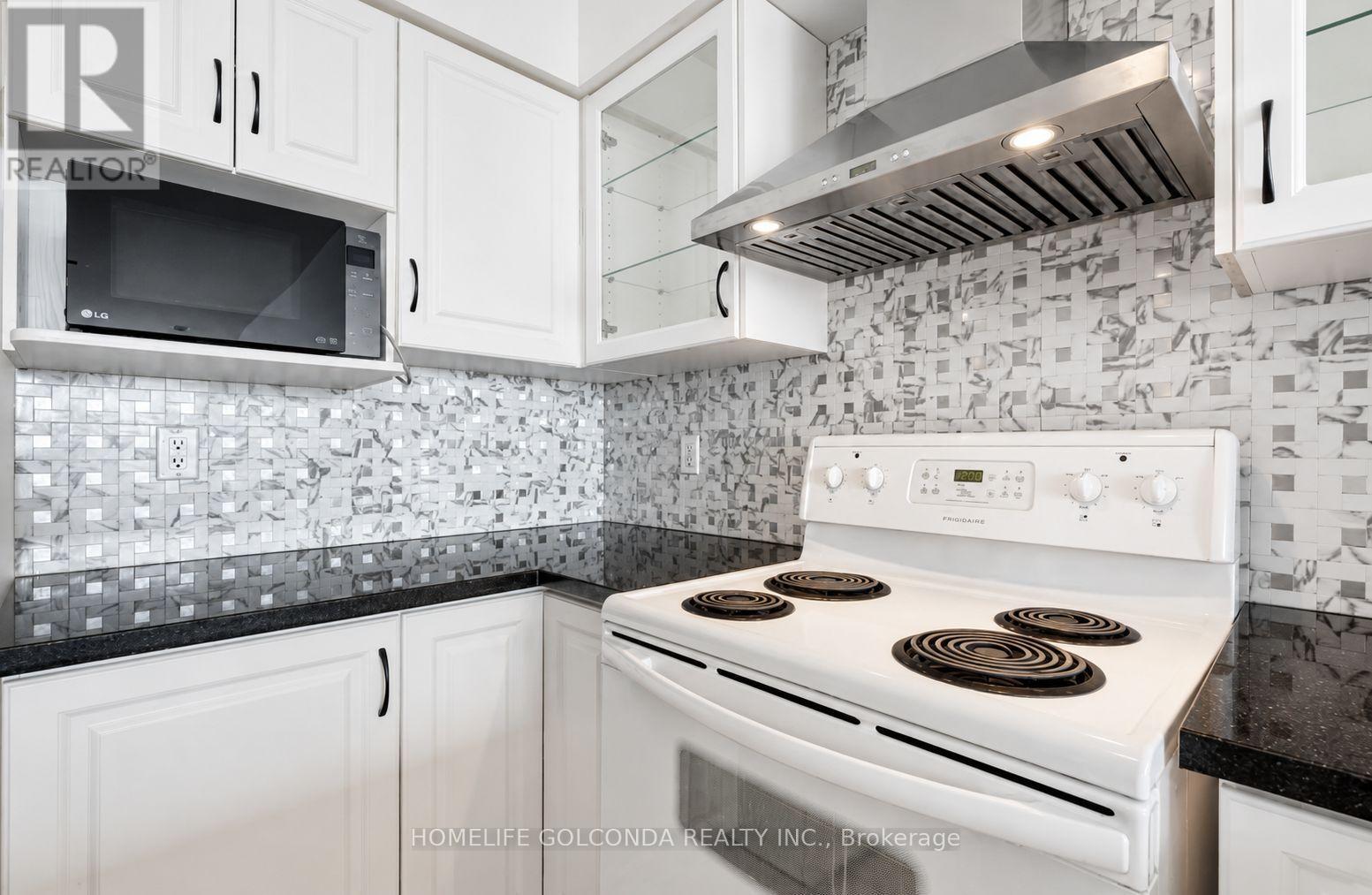 809 - 60 Brian Harrison Way, Toronto, Ontario M1P 5J5 - Photo 4 - E13536076