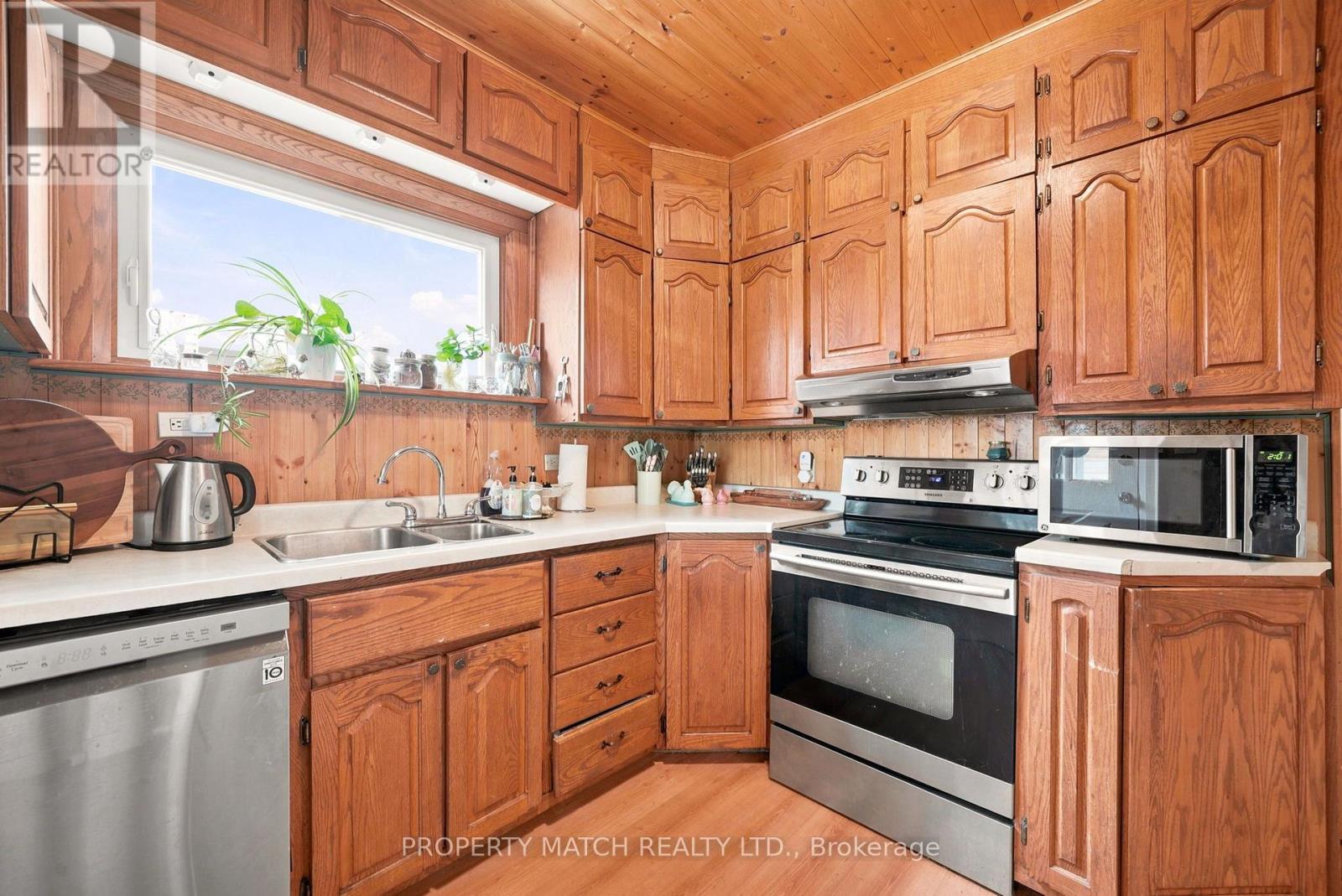651 Christie Avenue, Oshawa, Ontario  L1G 4L8 - Photo 19 - E13536108