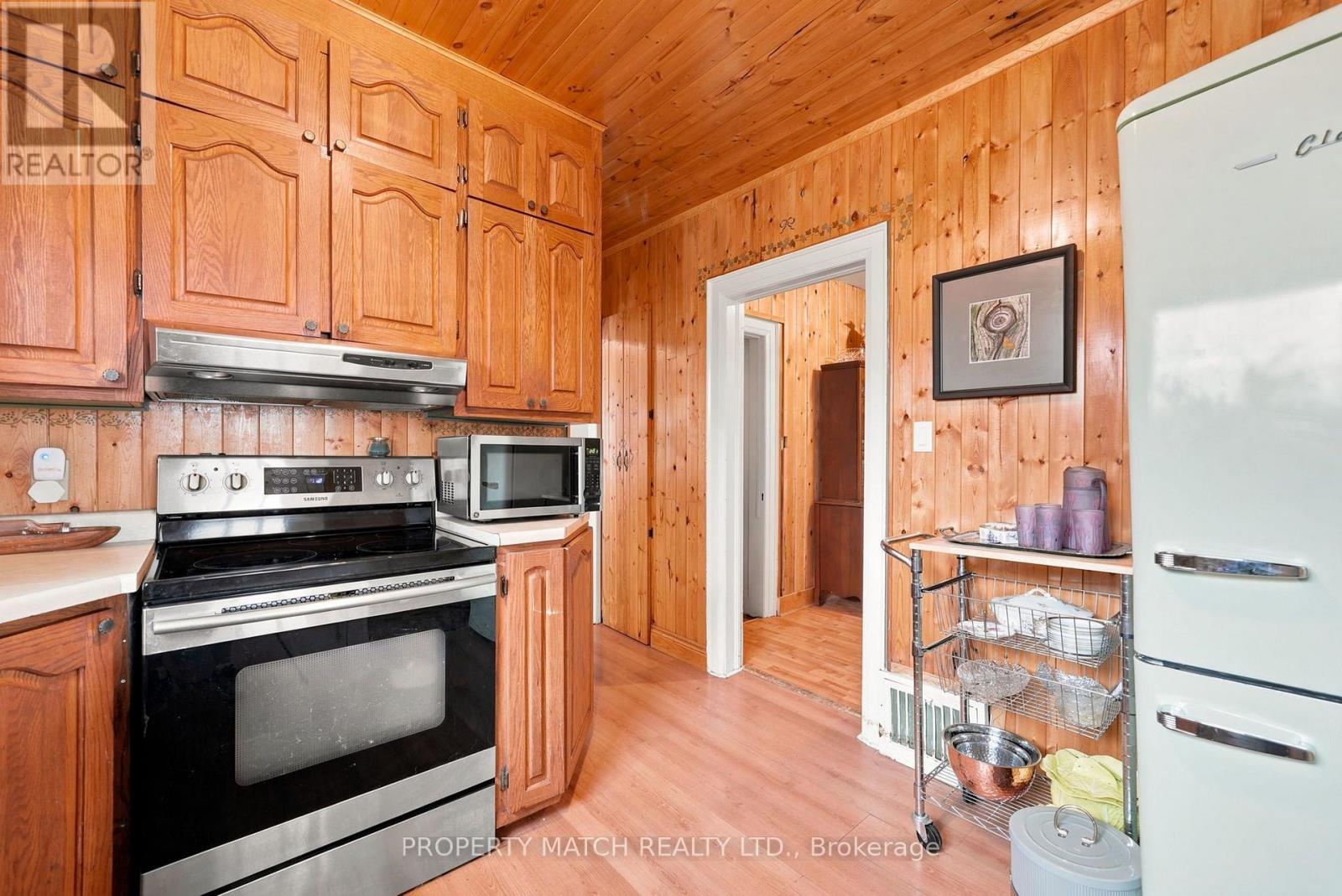 651 Christie Avenue, Oshawa, Ontario  L1G 4L8 - Photo 20 - E13536108