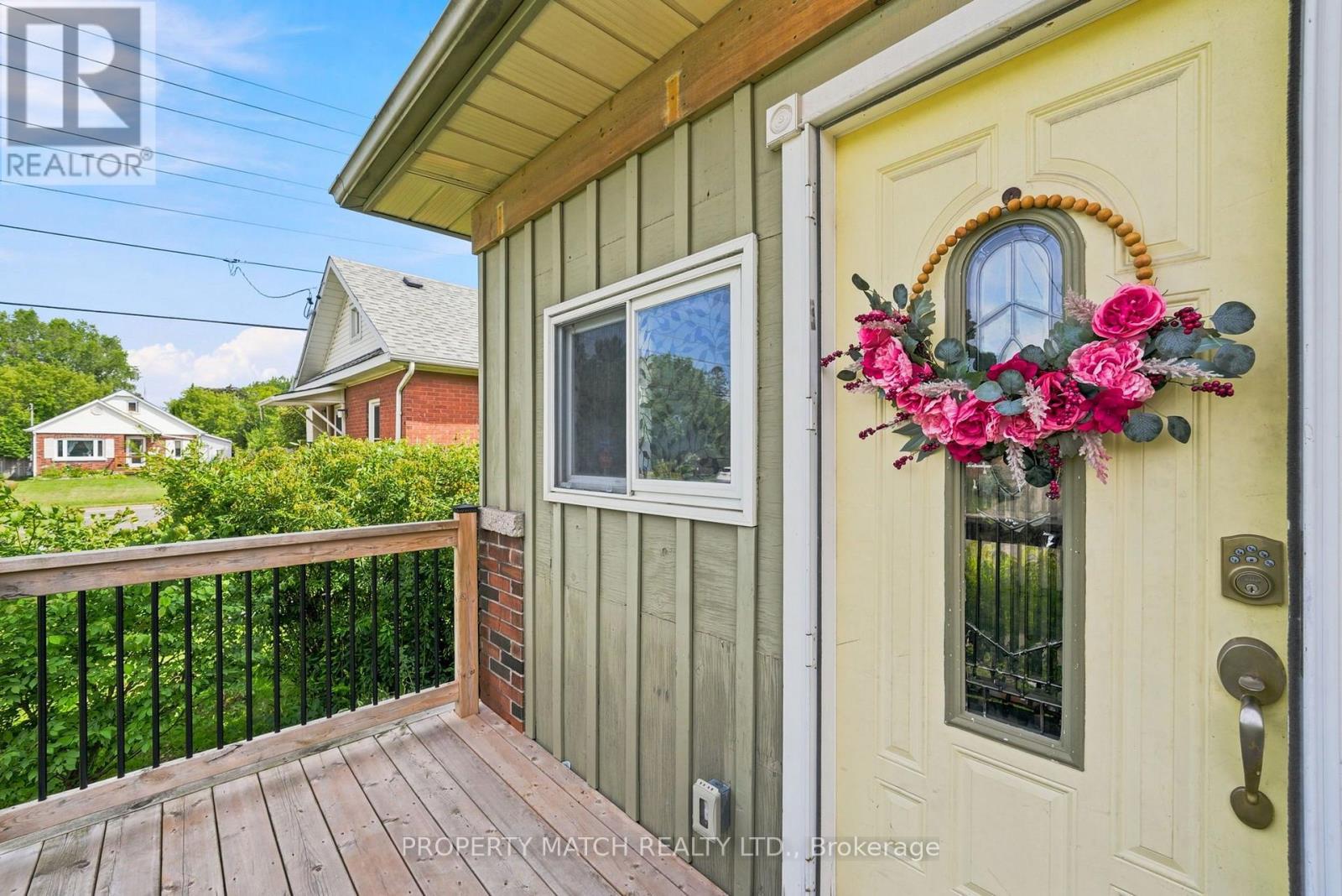 651 Christie Avenue, Oshawa, Ontario  L1G 4L8 - Photo 5 - E13536108