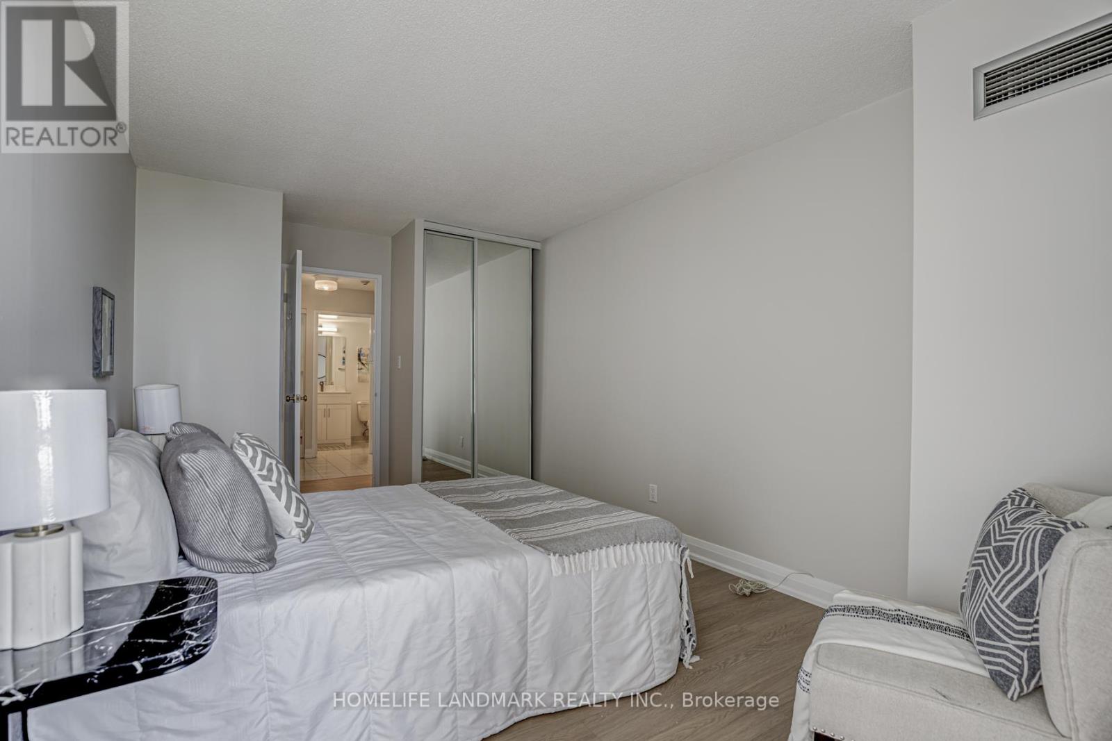 2142 - 25 Bamburgh Circle, Toronto, Ontario M1W 3W2 - Photo 29 - E13536132