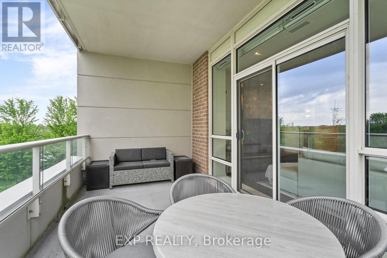 203 - 9 Stollery Pond Crescent, Markham, Ontario  L6C 0Y1 - Photo 7 - N13536204
