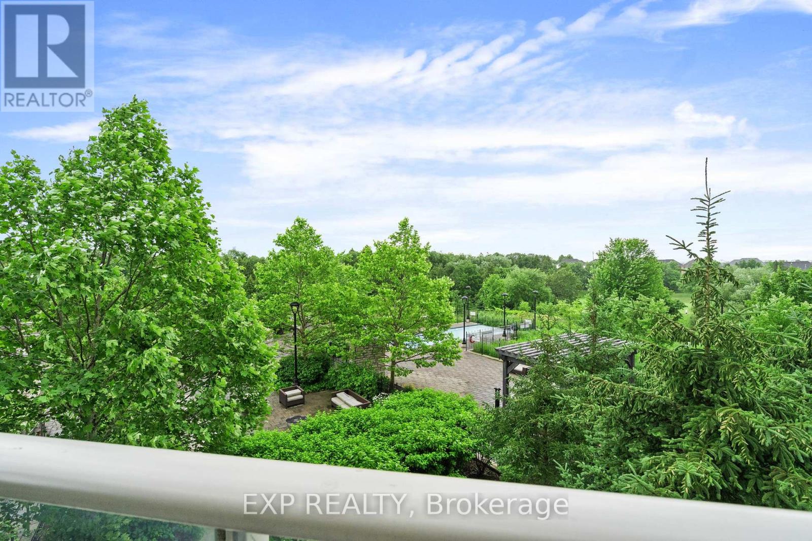 203 - 9 Stollery Pond Crescent, Markham, Ontario  L6C 0Y1 - Photo 8 - N13536204