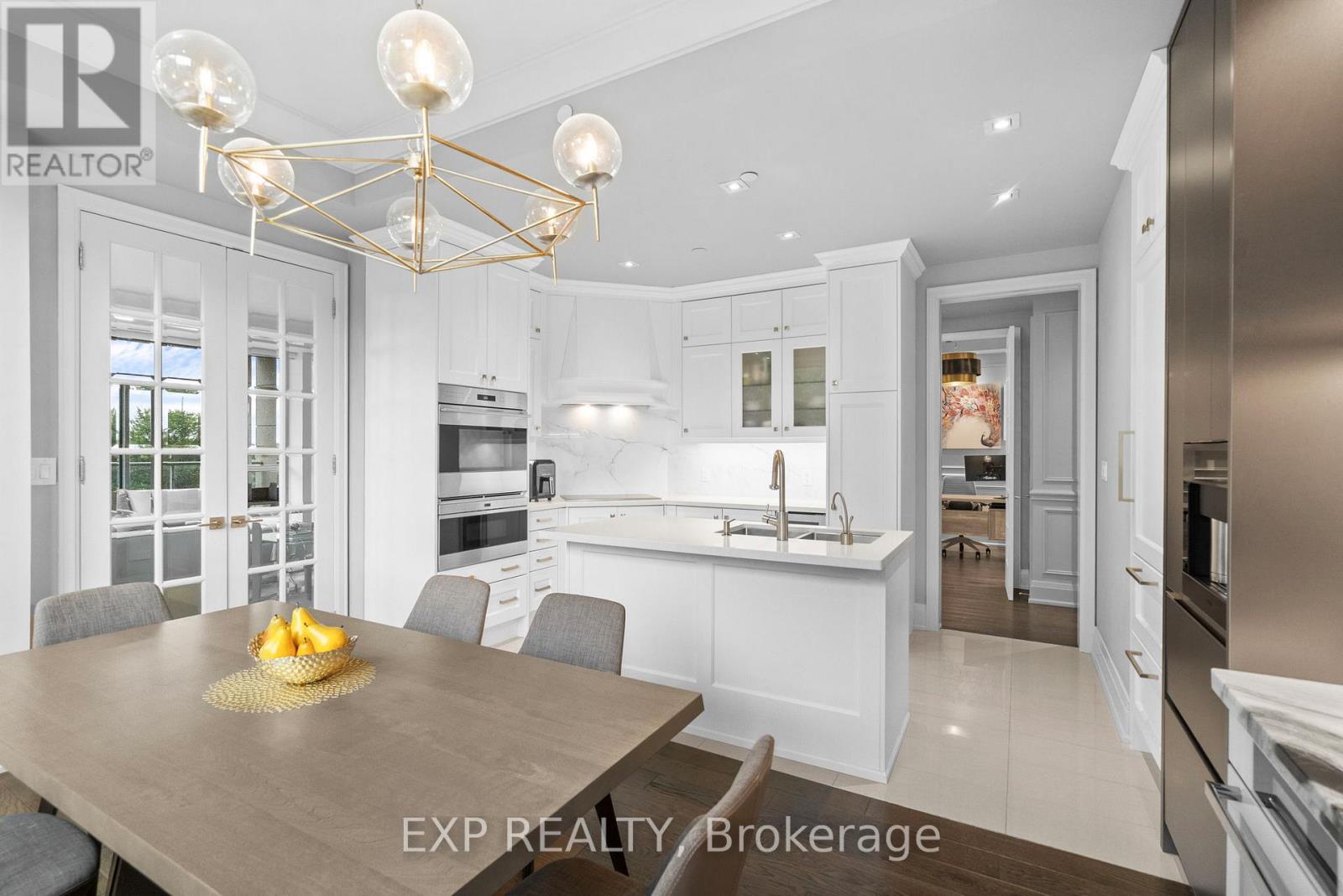 203 - 9 Stollery Pond Crescent, Markham, Ontario  L6C 0Y1 - Photo 9 - N13536204