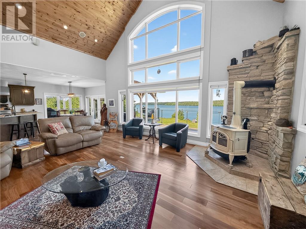 509a Mcarthur Trail, Gore Bay, Ontario  P0P 1J0 - Photo 7 - 2129067