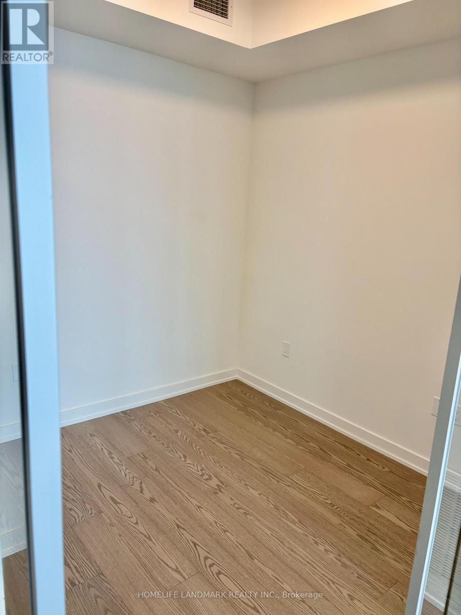 4901 - 448 Burnhamthorpe Rd W Road, Mississauga, Ontario  L5B 0R4 - Photo 3 - W13536064