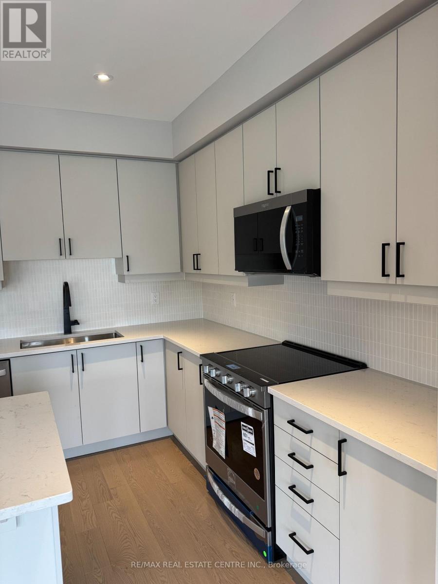 5132 Vetere Street, Mississauga, Ontario L5M 2S8 - Photo 12 - W13536168