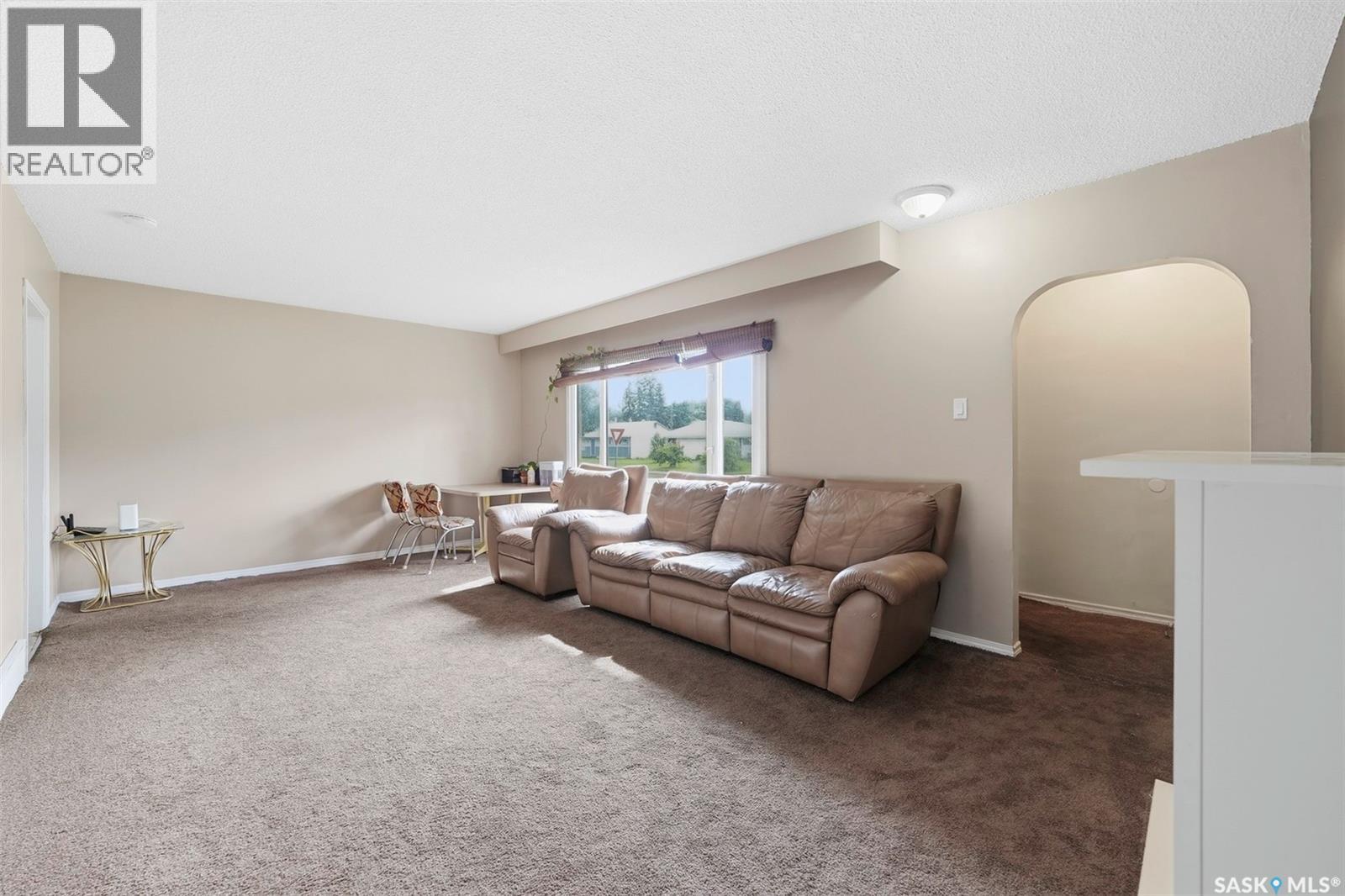 302 U Avenue N, Saskatoon, Saskatchewan  S7L 3C7 - Photo 7 - SK041570