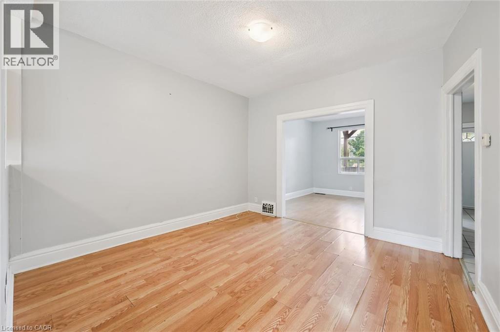 126 Wellington Street N, Kitchener, Ontario  N2H 5K1 - Photo 11 - 40845950