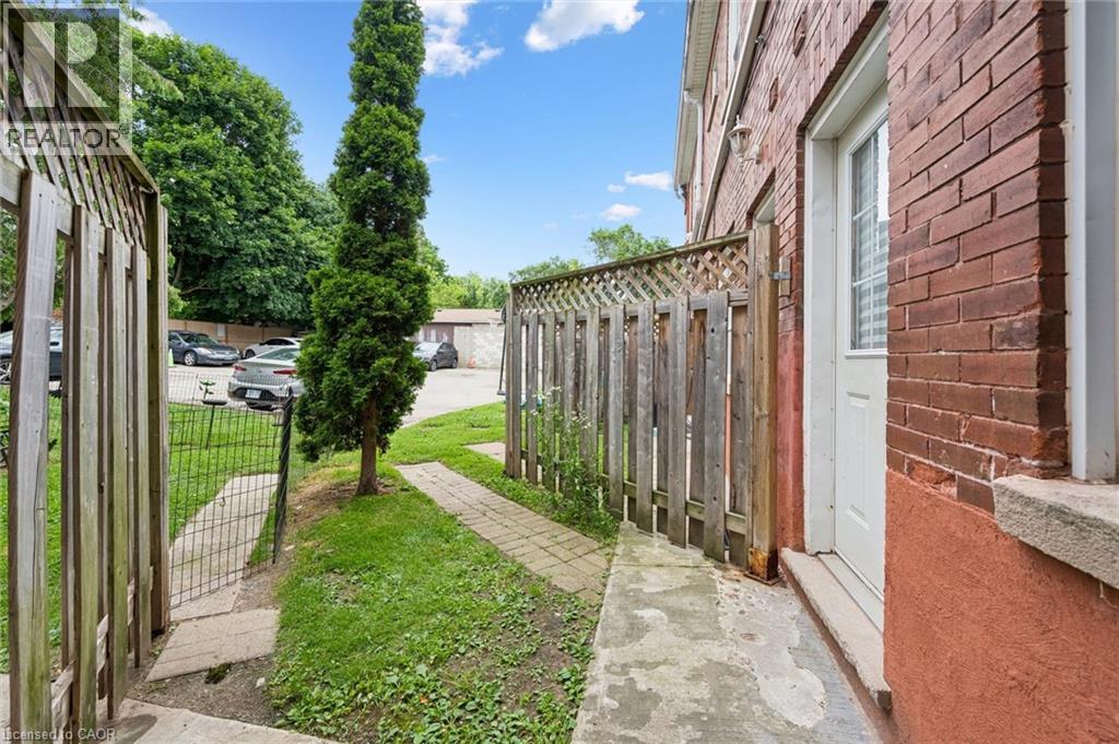 126 Wellington Street N, Kitchener, Ontario  N2H 5K1 - Photo 36 - 40845950