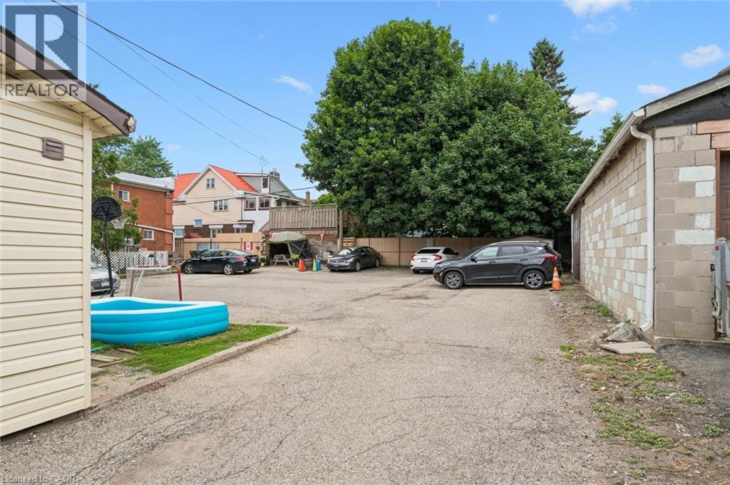 126 Wellington Street N, Kitchener, Ontario  N2H 5K1 - Photo 39 - 40845950