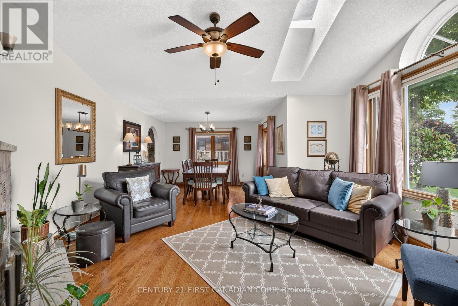 22 Heritage Court, Strathroy-Caradoc, Ontario  N7G 3Y6 - Photo 5 - X13536266