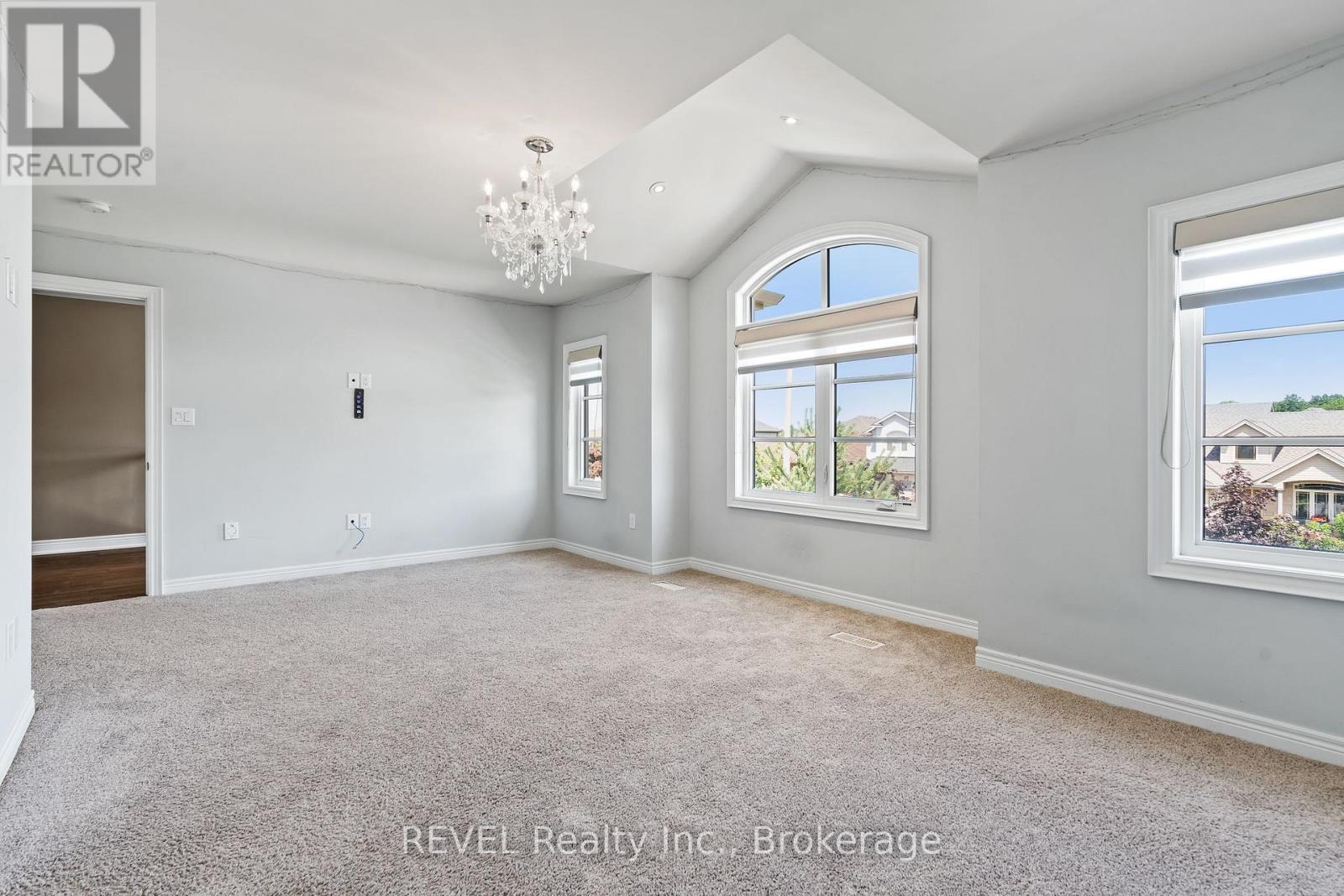 9208 Hendershot Boulevard, Niagara Falls, Ontario  L2H 0E3 - Photo 26 - X13536234
