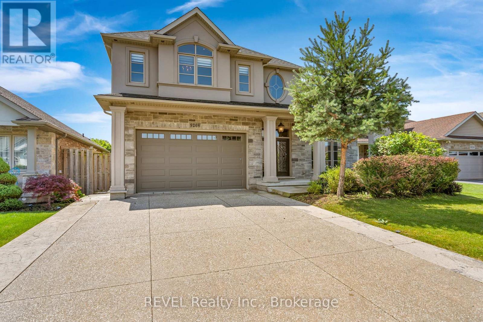 9208 Hendershot Boulevard, Niagara Falls, Ontario  L2H 0E3 - Photo 3 - X13536234