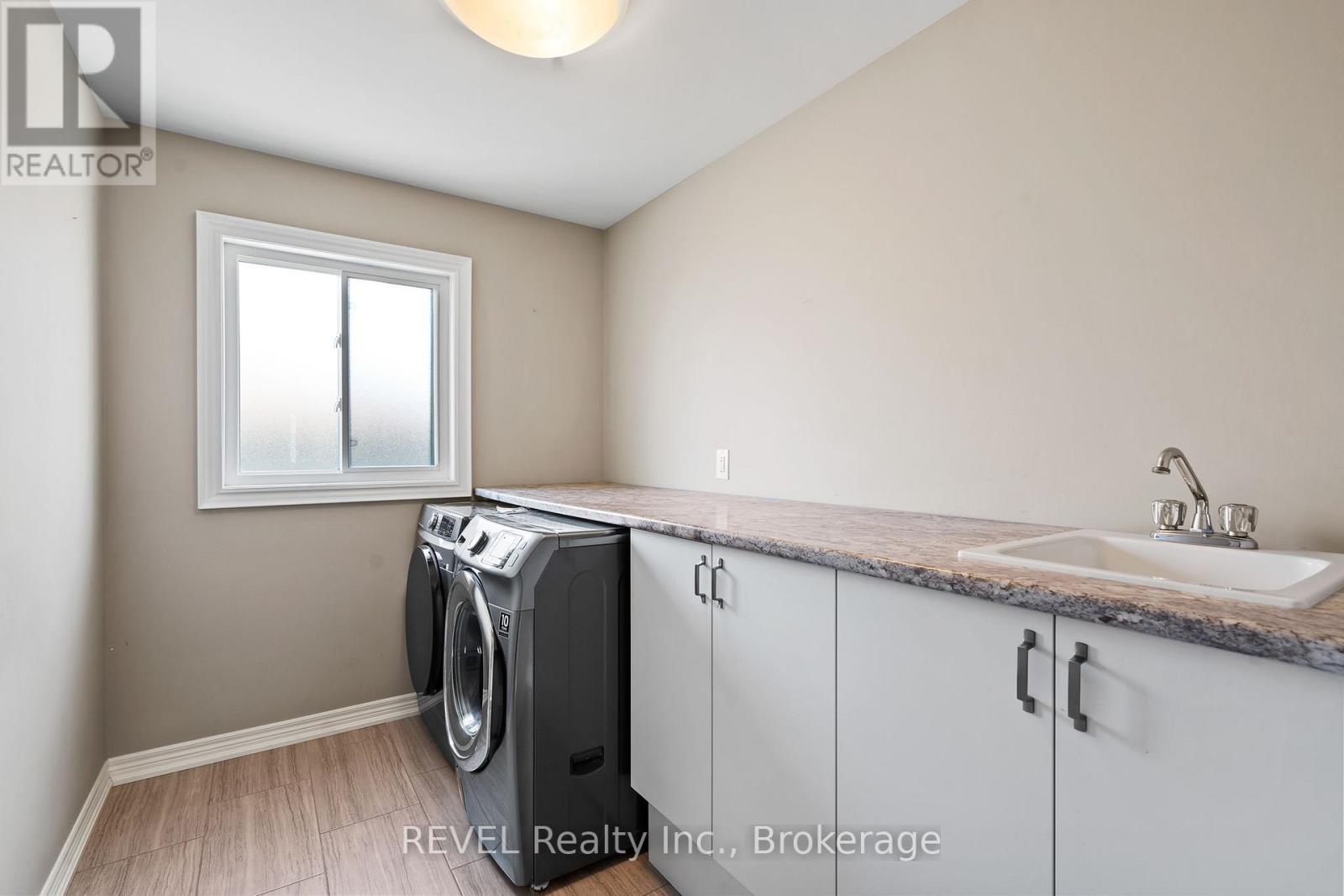 9208 Hendershot Boulevard, Niagara Falls, Ontario  L2H 0E3 - Photo 30 - X13536234
