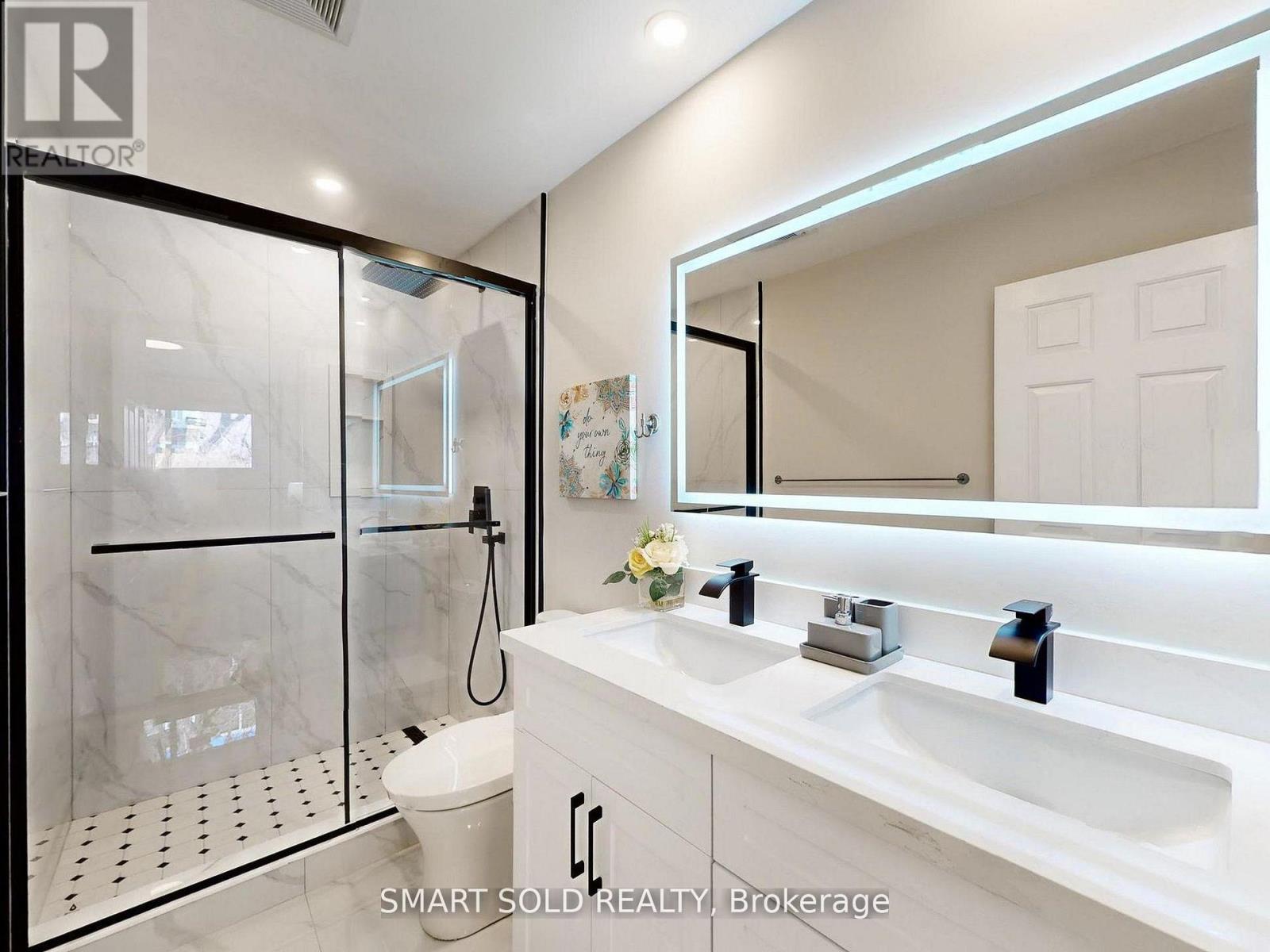 76 Clancy Drive, Toronto, Ontario  M2J 2V8 - Photo 21 - C13535996