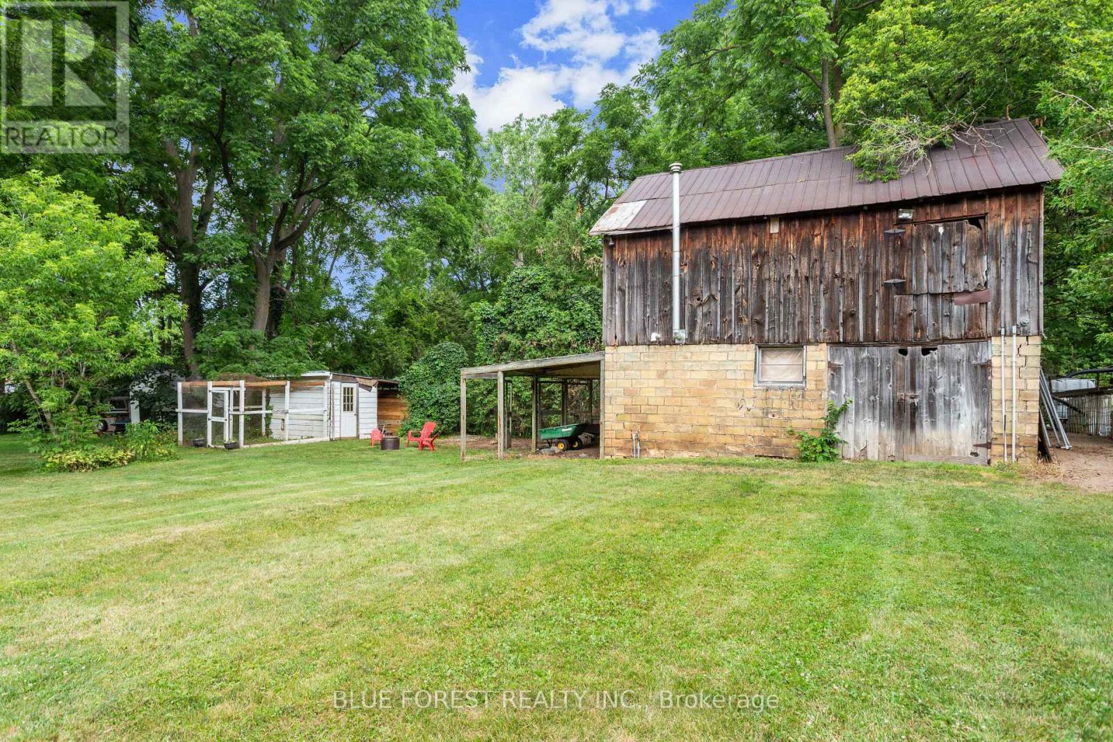 9 Union Street E, Lambton Shores, Ontario  N0M 1B0 - Photo 34 - X13536286