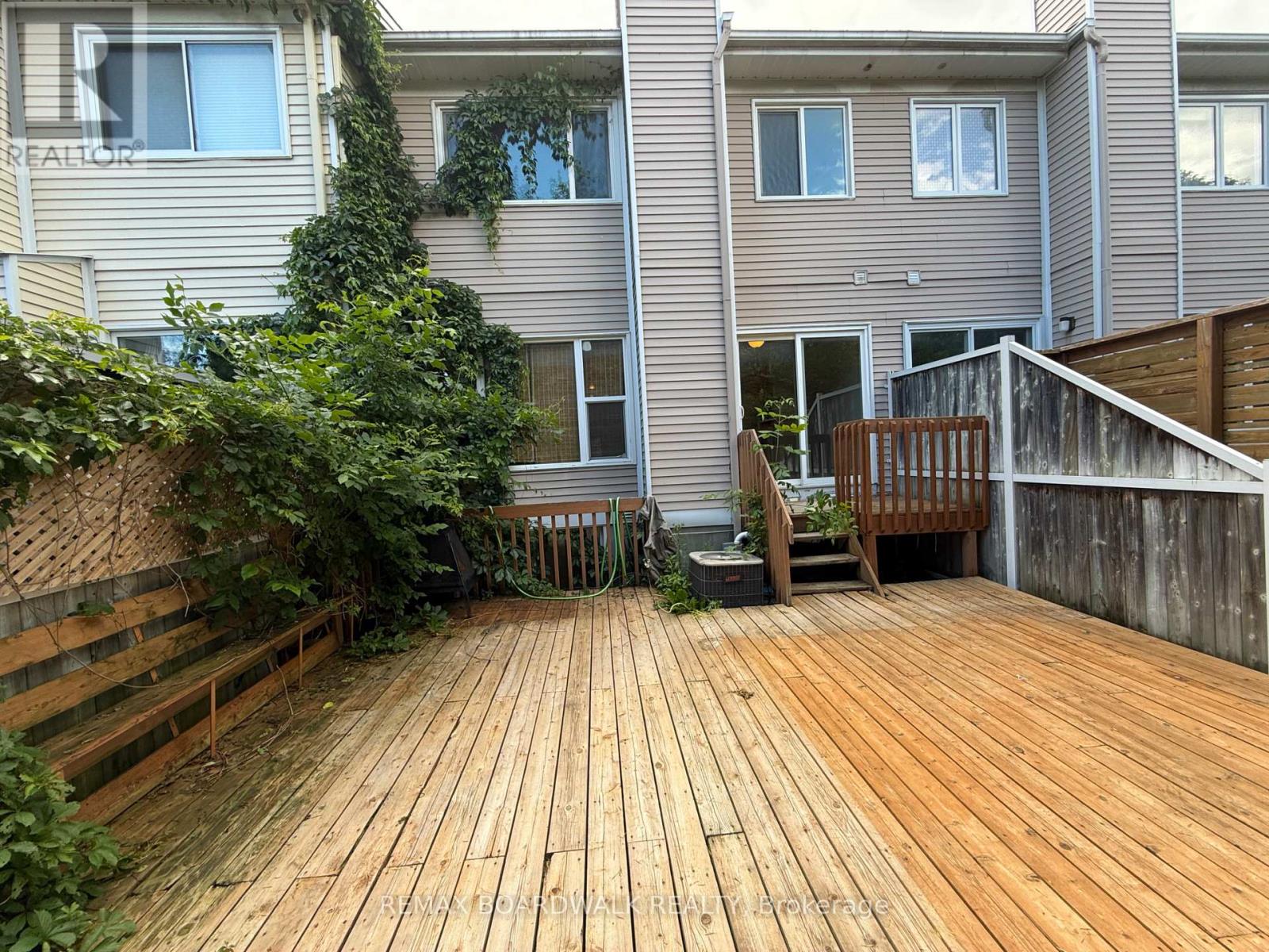 11 Meadowbreeze Drive, Ottawa, Ontario  K2M 2L6 - Photo 12 - X13536342
