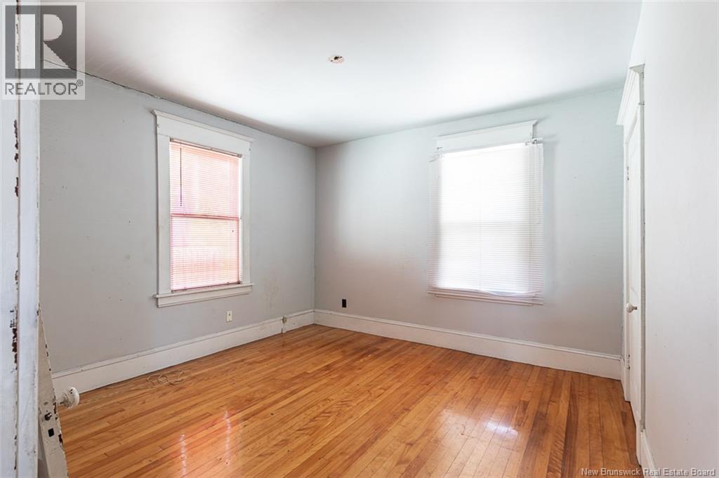290 Robinson, Moncton, New Brunswick E1A 1P3 - Photo 9 - NB143309