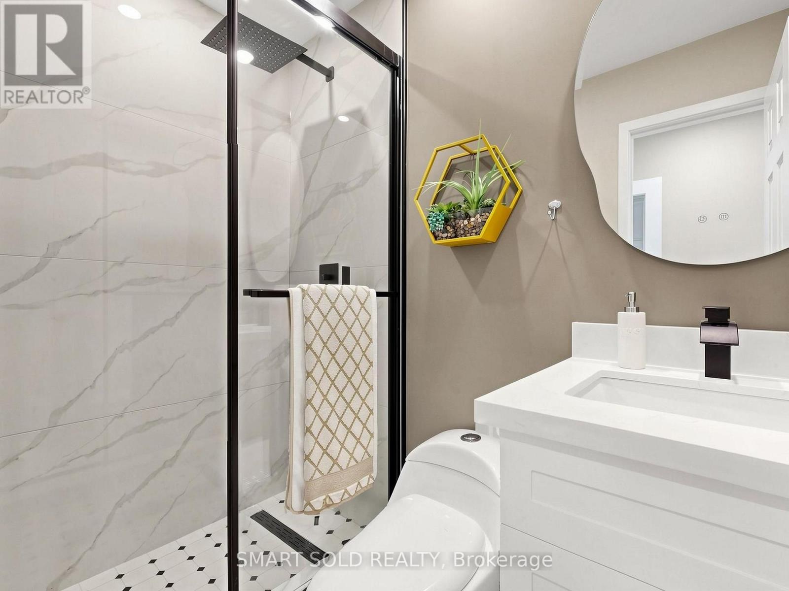 76 Clancy Drive, Toronto, Ontario  M2J 2V8 - Photo 25 - C13535996