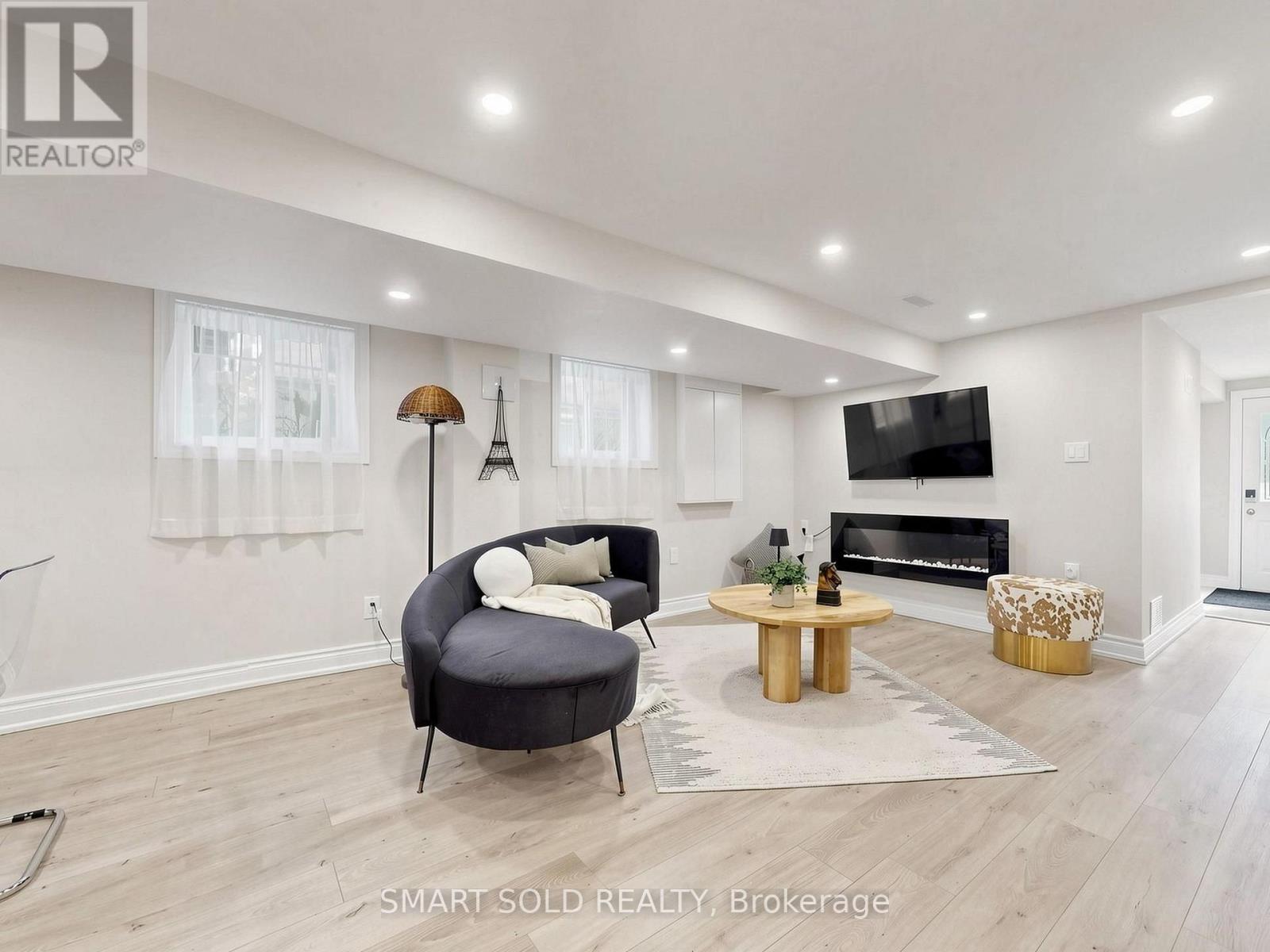 76 Clancy Drive, Toronto, Ontario  M2J 2V8 - Photo 30 - C13535996