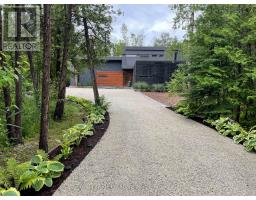 208544 26 HIGHWAY, Blue Mountains, Ontario
