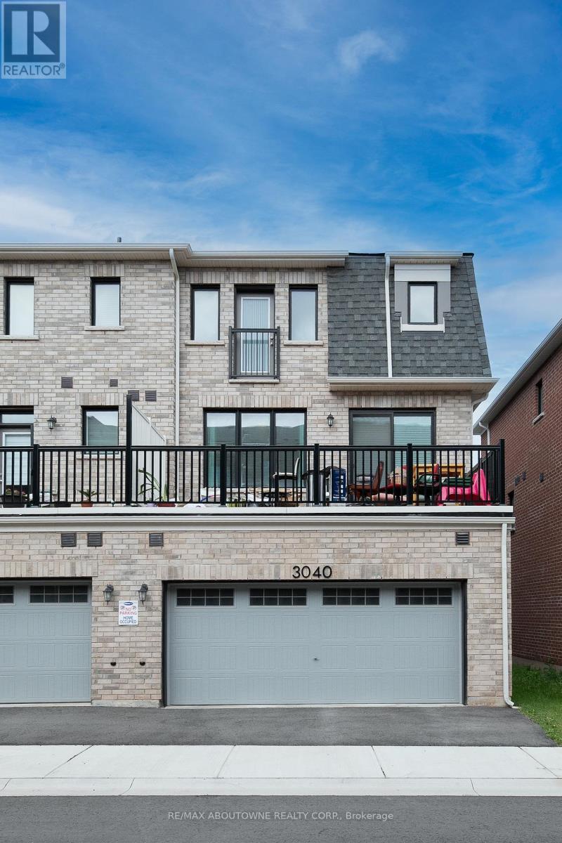 3040 Bramall Gardens, Oakville, Ontario  L6H 7Y2 - Photo 2 - W13536304