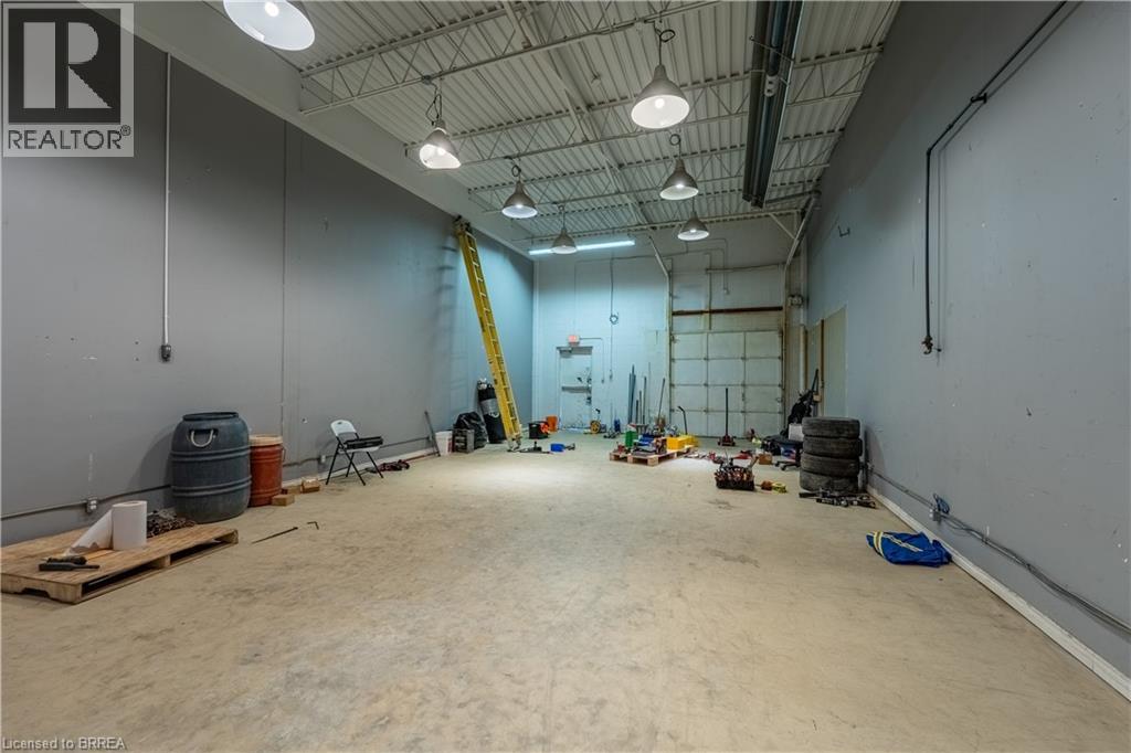 27 Copernicus Boulevard Unit# 4, Brantford, Ontario  N3P 1N4 - Photo 13 - 40843837